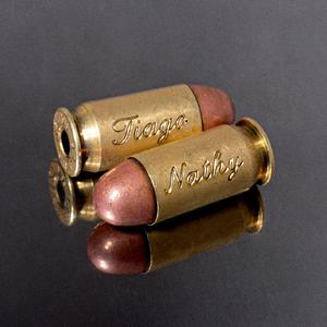 久久久久青草线焦综合
